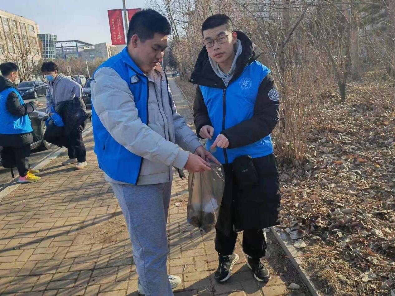 成人视频