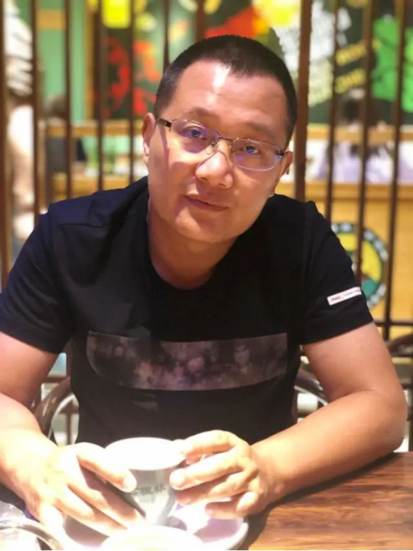 成人视频