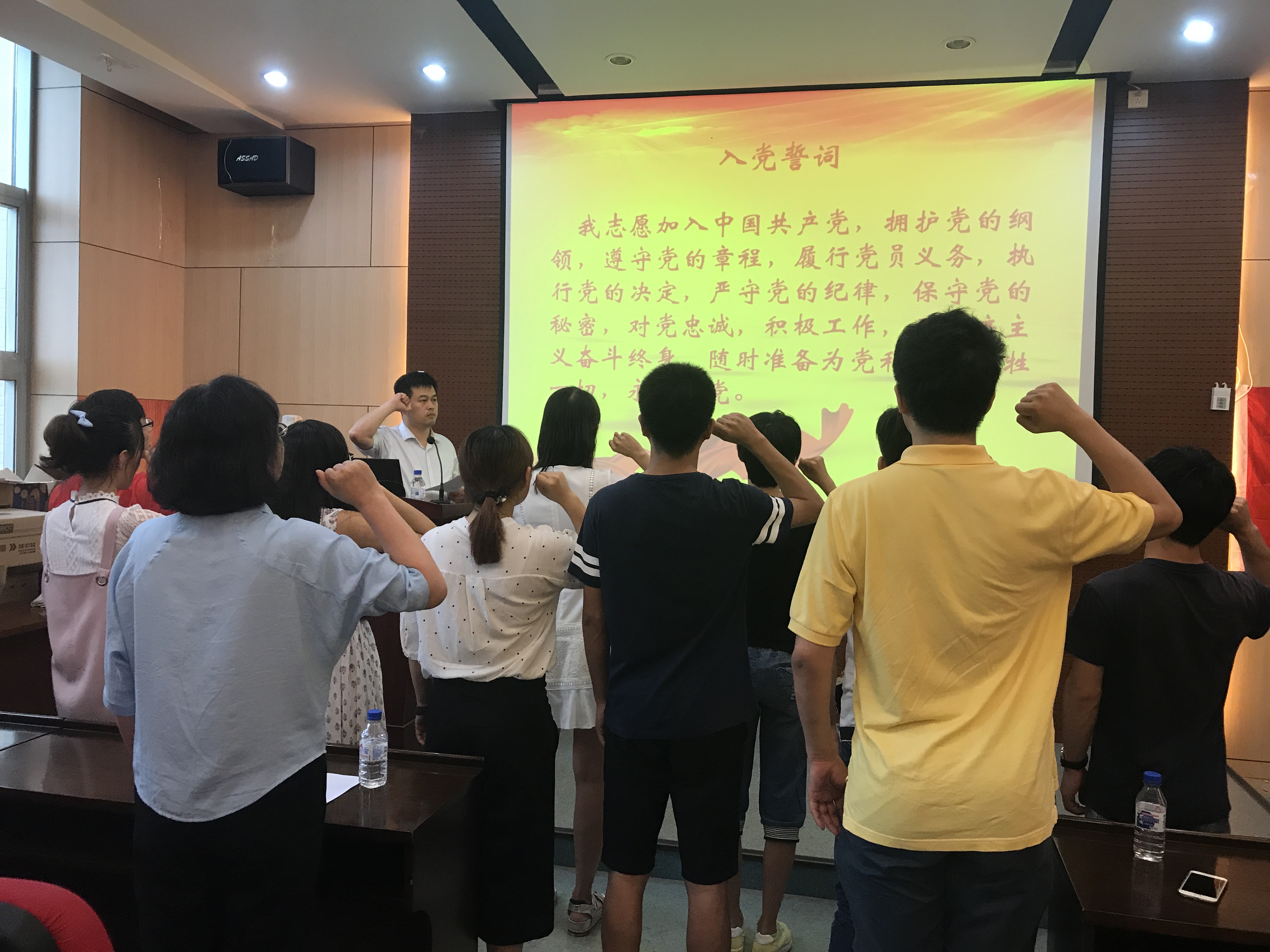 成人视频