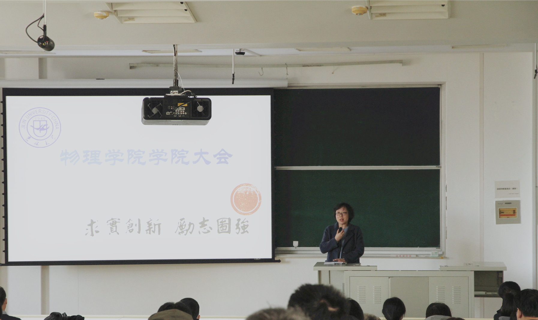 成人视频
